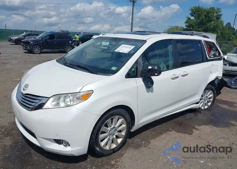 2011 Toyota Sienna Limited V6 z USA, uszkodzony, nr VIN 5TDYK3DC7BS042541